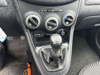 Hyundai I-10 1.2 Plus picture 10