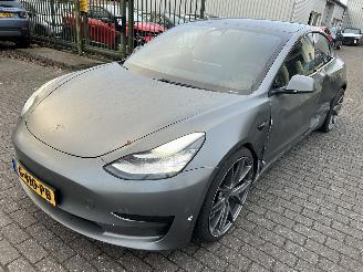 Coche accidentado Tesla Model 3 Standard RWD Plus  60 kWh 2019/11