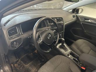 Volkswagen Golf Electric Automaat picture 8