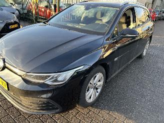 Volkswagen Golf Stationcar 1.0 TSI Life picture 1