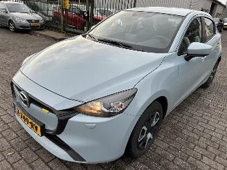 krockskadad bil auto Mazda 2 1.5 Hybrid  Cente Line 2024/6