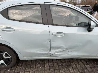 Mazda 2 1.5 Hybrid  Cente Line picture 5