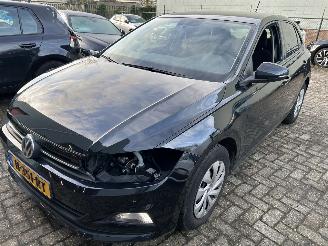 krockskadad bil auto Volkswagen Polo 1.0  Automaat 2020/4
