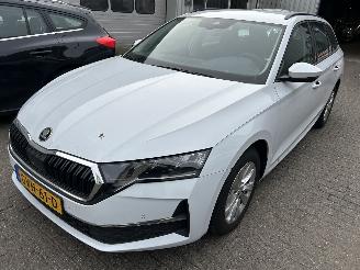  Skoda Octavia Combi 1.5 TSI E-Tec MHEV Automaat First Edition   ( 19085 KM ) 2024/12