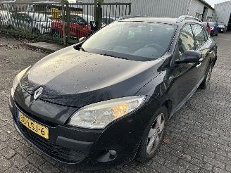 krockskadad bil auto Renault Mégane 1.4 TCe Dynamique 2010/6