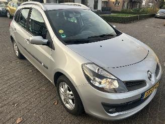 Renault Clio Estate 1.2 TCE Dynamique picture 3