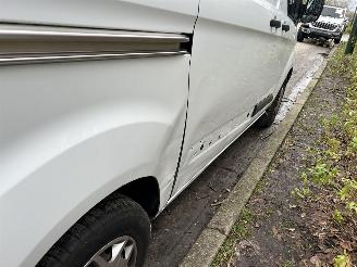 Ford Transit Custom 2.0 TDCI   ( motorschade ) picture 4