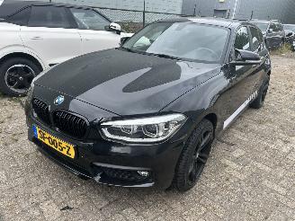 skadebil auto BMW 1-serie 116i   5 Drs 2018/3