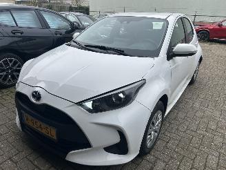 skadebil auto Toyota Yaris 1.5 Hybrid Active Automaat 2022/11