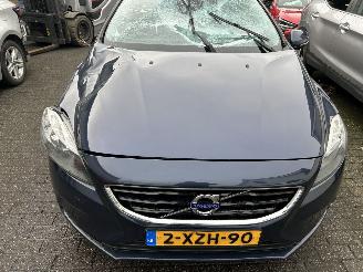 Volvo V-40 2.0 D 4  Summum Business picture 2