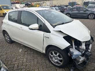 Toyota Yaris 1.5 Hybrid Dynamic  Automaat picture 2