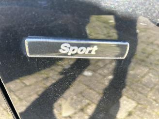BMW 1-serie 116i  Sport  Automaat  ( Motorschade ) picture 4