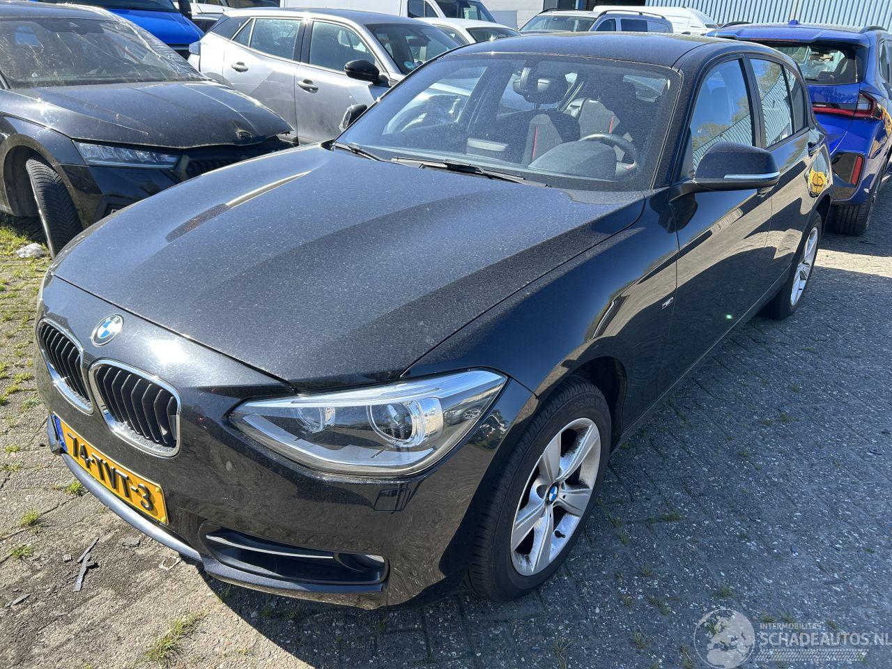 BMW 1-serie 116i  Sport  Automaat  ( Motorschade )