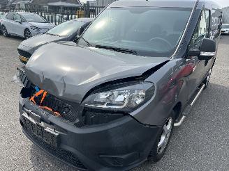 skadebil bedrijf Fiat Doblo Cargo 1.6  Diesel   (  NAP  38423 KM ) 2018/11