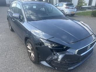 Seat Leon Sportstourer 1.0 TSI  Reference picture 3