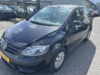 skadebil bedrijf Volkswagen Golf plus 1.6 FSI  Trendline 2007/1