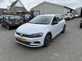 Schadeauto Volkswagen Polo 1.0 MPI  Beats 2018/6