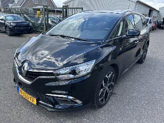 krockskadad bil auto Renault Scenic 1.3 TCe  Business Zen 2022/1