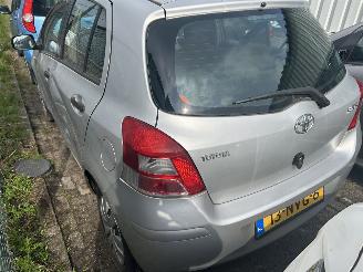 Toyota Yaris 1.0 VVTi Acces picture 4