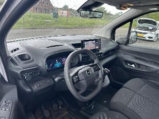 Opel Combo 1.5 CDTI  BlueHDI picture 12