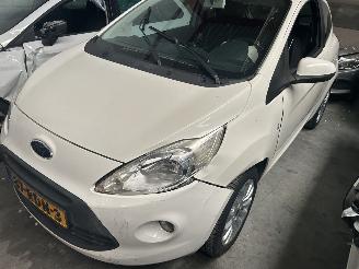 skadebil auto Ford Ka 1.2 Titanium 2011/5