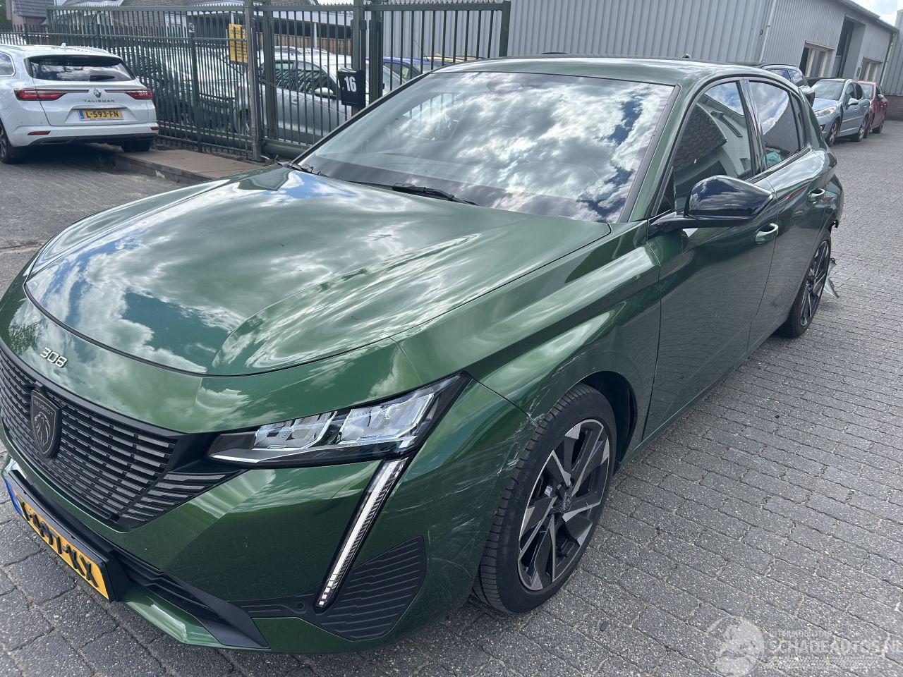 Peugeot 308 1.2 PureTech  Allure Pack Business   5 drs