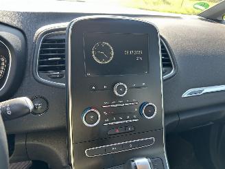 Renault Scenic 1.3 Tce  Automaat Limited  ( schadevrij ) picture 10