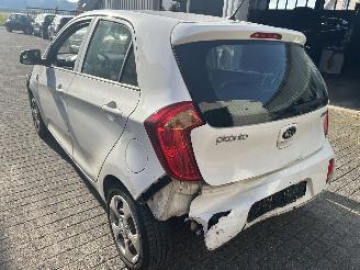 Kia Picanto 1.0 CVVT picture 5