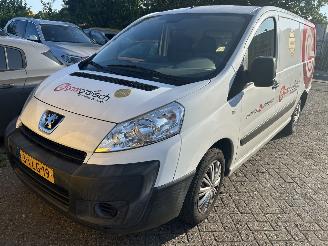 krockskadad bil motor Peugeot Expert 2.0 HDI L2H1 2011/1