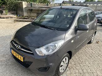 skadebil auto Hyundai I-10 1.0 2013/2
