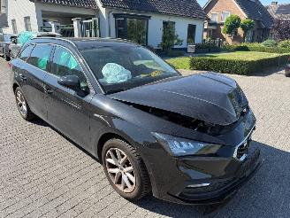 Seat Leon Sportstourer 1.0 eTSI Style Business  Automaat picture 3