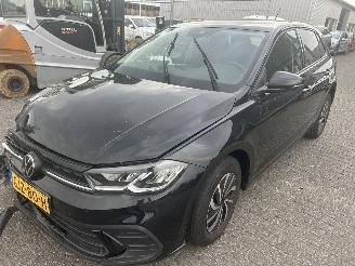 skadebil auto Volkswagen Polo 1.0 TSI  Automaat Life Edition 2024/9