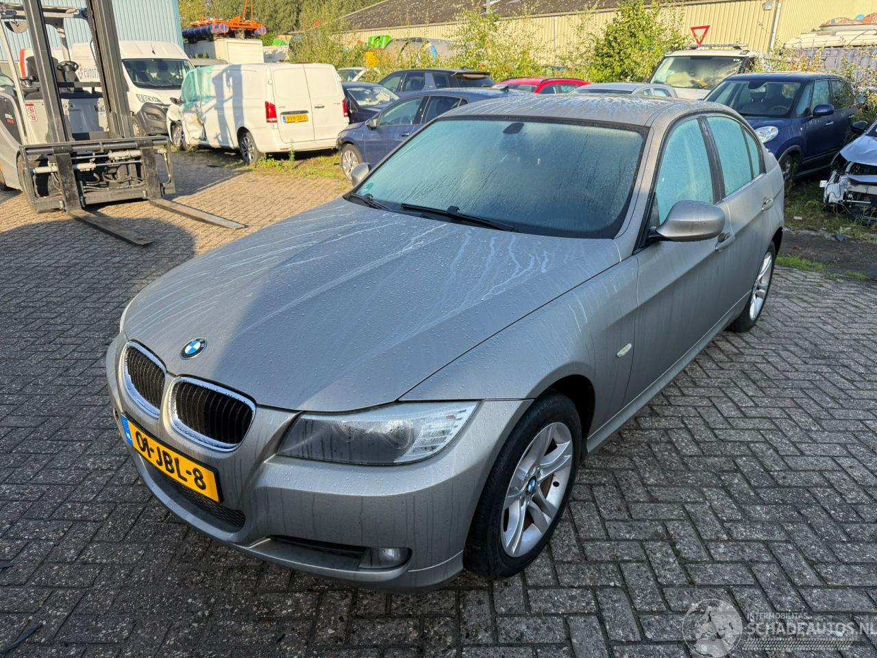 BMW 3-serie 318i Sedan Automaat