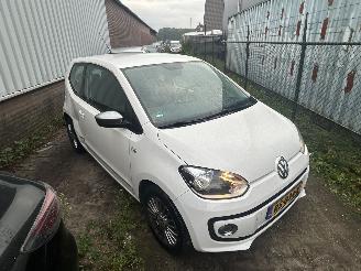 skadebil auto Volkswagen Up! 1.0  3 Drs 2014/3
