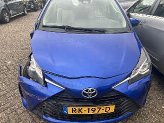 Toyota Yaris 1.5 VVTI  Automaat  Aspiration  3 Drs picture 2