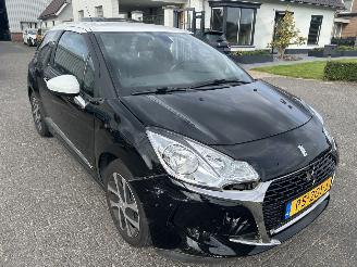 Citroën DS3 1.2 PureTech  So Chic picture 3