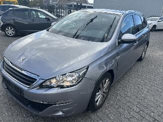 Peugeot 308 SW  1.2 Pure Tech Exclusive picture 1