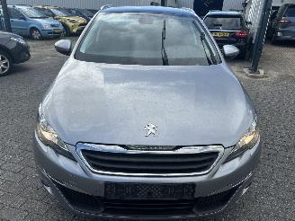 Peugeot 308 SW  1.2 Pure Tech Exclusive picture 2