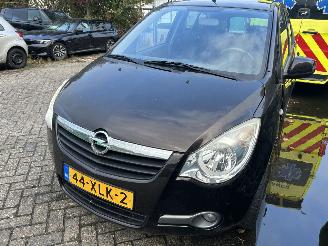 krockskadad bil auto Opel Agila 1.0 Edition 2012/6