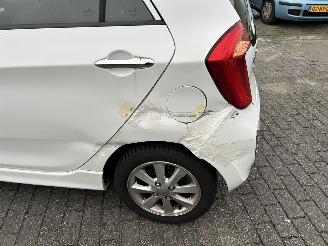 Kia Picanto 1.0 CVVT  Super Pack picture 7