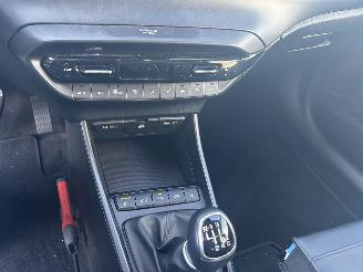 Hyundai I-20 1.0 T-GDI Premium Sky  ( Schuifdak ) picture 13