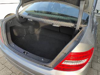 Mercedes C-klasse 200 Avantgarde Aut. picture 21