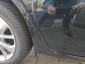 Toyota Auris 1.8 Hybrid Lease + Aut. Pano Navi picture 10