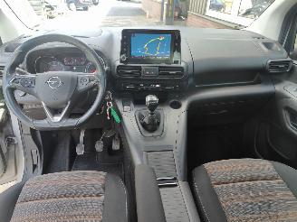 Opel Combo 1.2 Life Tour Clima Cruis Navi picture 22