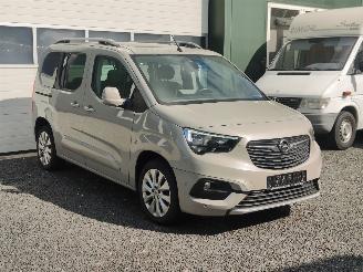 Opel Combo 1.2 Life Tour Clima Cruis Navi picture 3