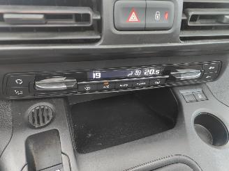 Opel Combo 1.2 Life Tour Clima Cruis Navi picture 11