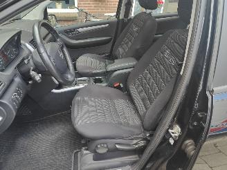 Mercedes A-klasse 160  Avantgarde Automaat Pano picture 18
