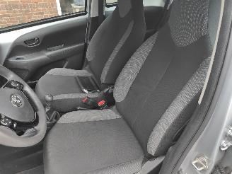 Toyota Aygo 1.0 VVT-i  X-fun picture 18