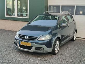 Vaurioauto  passenger cars Volkswagen Golf plus 1.4 TSI Cross Sportline 2008/1