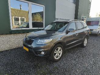 Voiture accidenté Hyundai Santa Fe 2.4 i CVVT Dynamic Clima Cruise Navi 2012/2